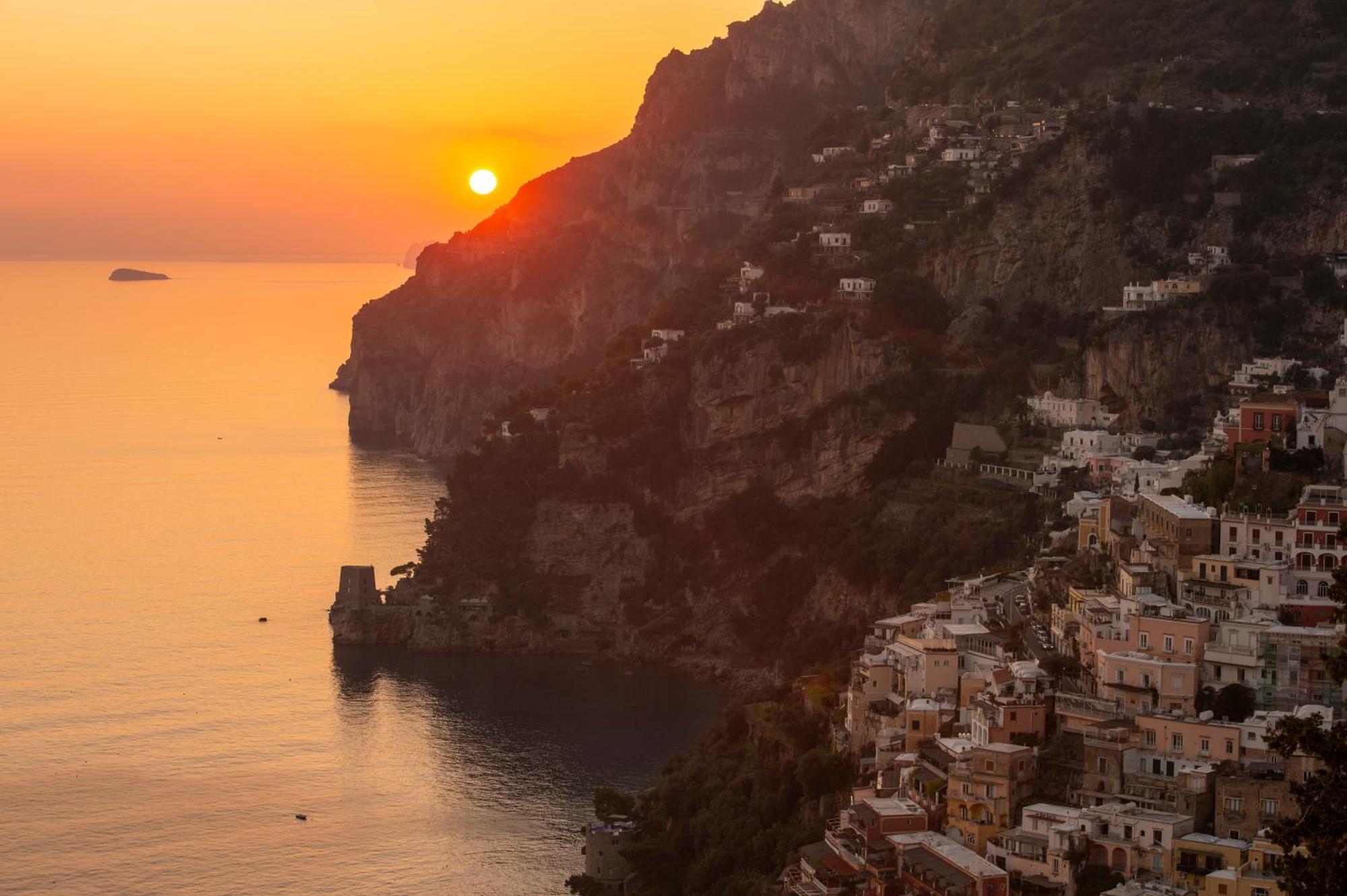 Aria Di Mare,Near Elevator, Few Steps, Parking, Garden Apartman Positano Kültér fotó