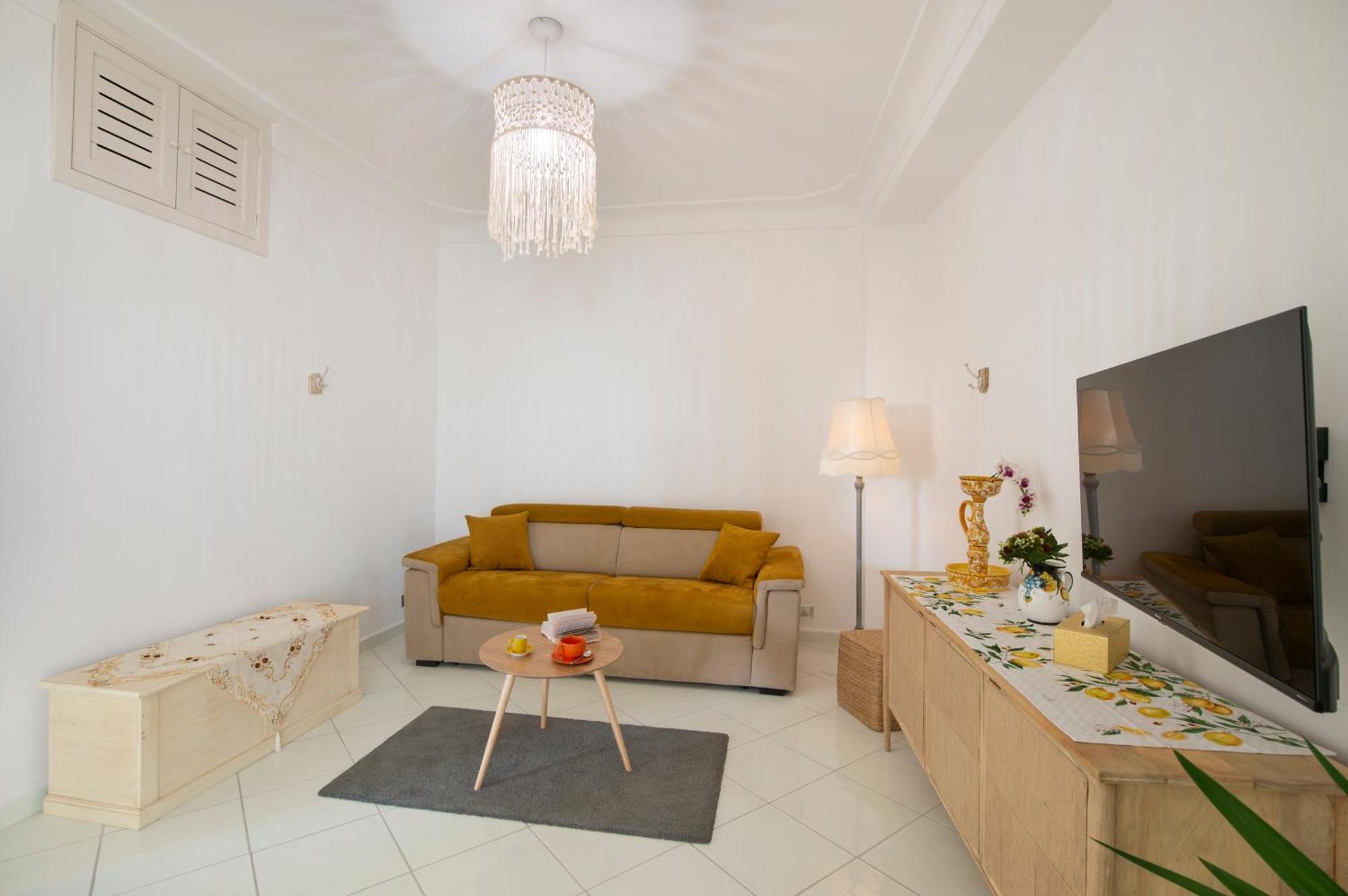 Aria Di Mare,Near Elevator, Few Steps, Parking, Garden Apartman Positano Kültér fotó