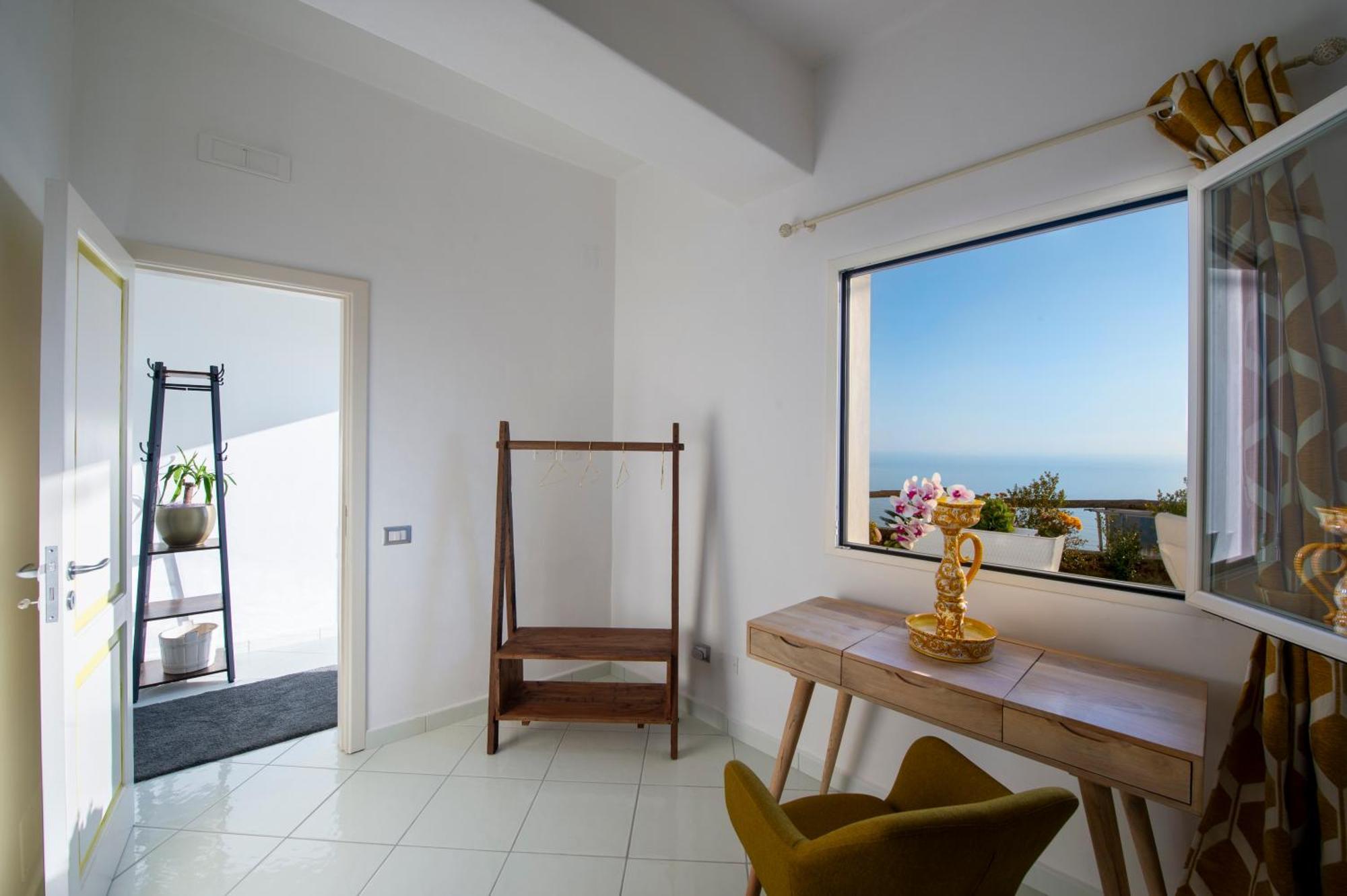 Aria Di Mare,Near Elevator, Few Steps, Parking, Garden Apartman Positano Kültér fotó